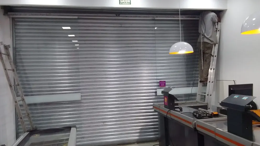 Galpões e Armazéns